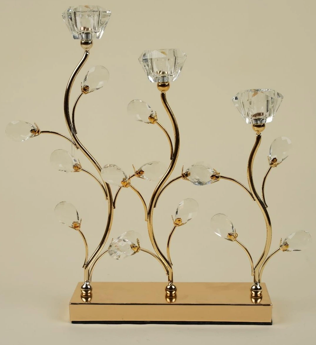 Diamond Cut Crystal Top Candle Stand With 3 Holders